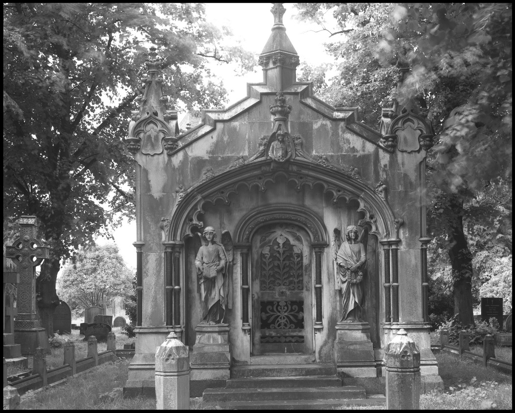 [Brompton Cemetery]